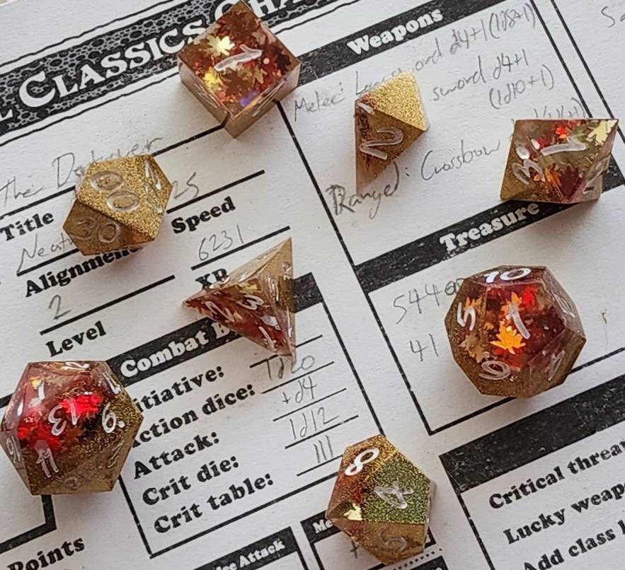 Gold and Autumn Leaves *sharp edge* Gaming Dice with Extra D4