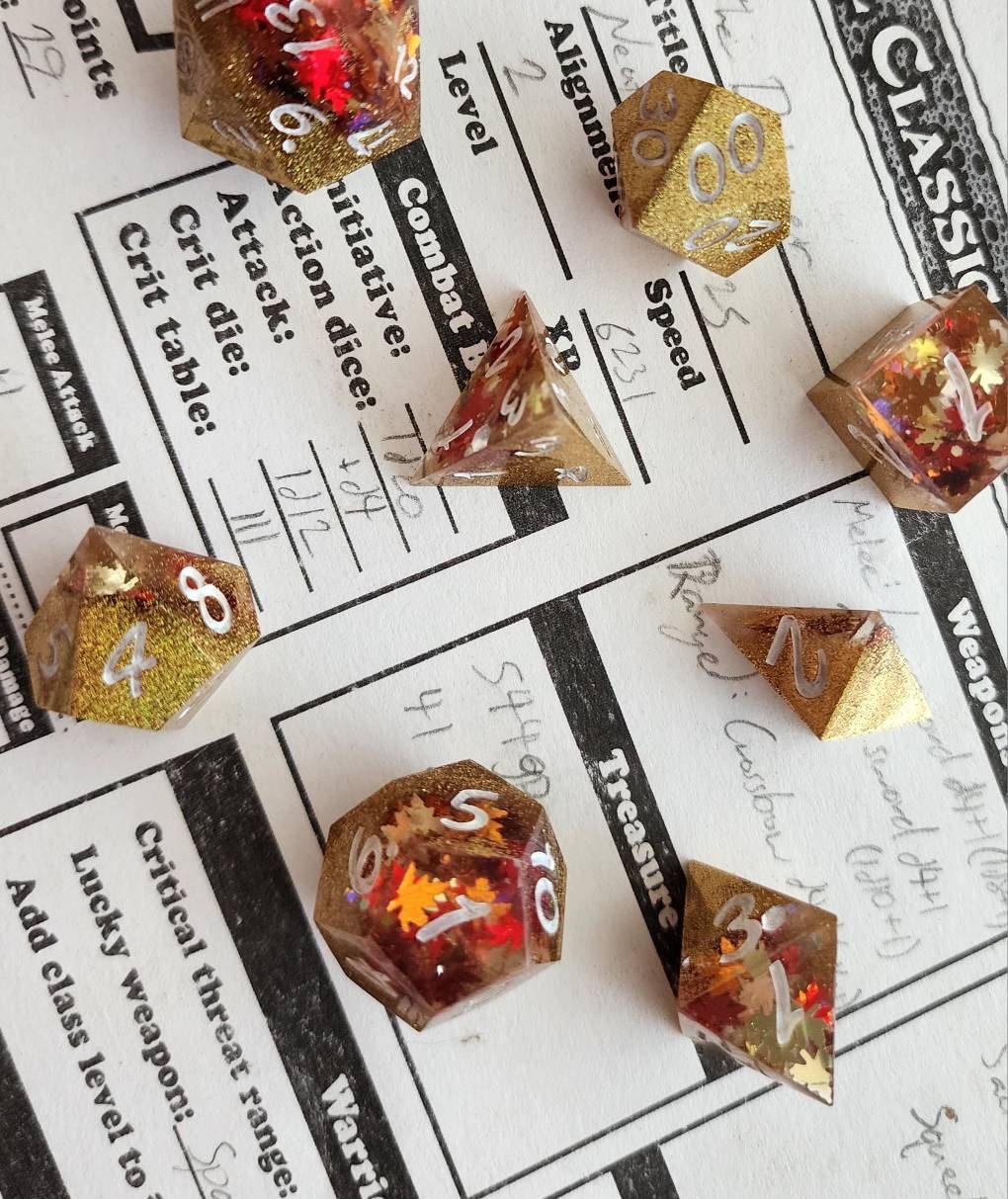 Gold and Autumn Leaves *sharp edge* Gaming Dice with Extra D4