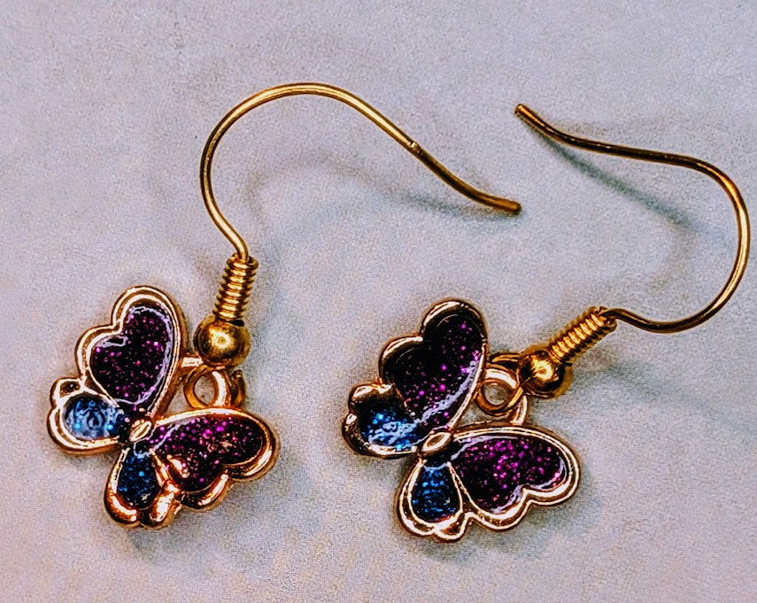 Golden butterfly and earring set